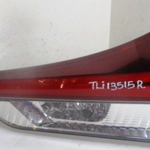 2016 TOYOTA AURIS 1.6I RR BOOTLAMP