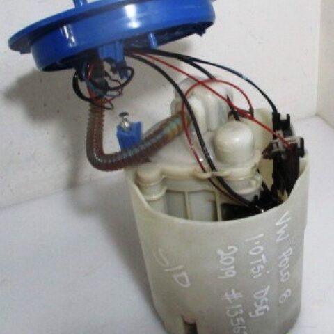 2019 VW POLO 8 1.0TSI DSG FUEL PUMP (SLIGHT DAMAGED)