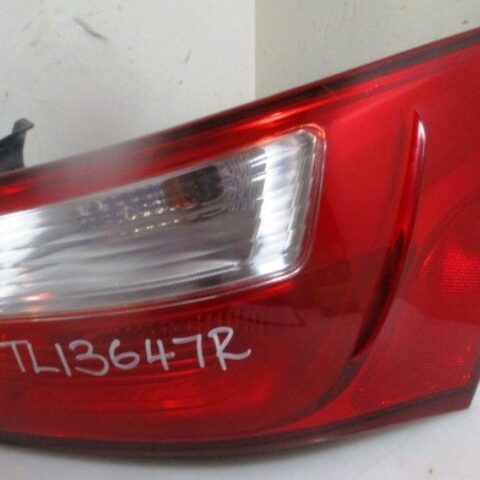 2015 KIA RIO 1.4I SEDAN RR TAILLAMP