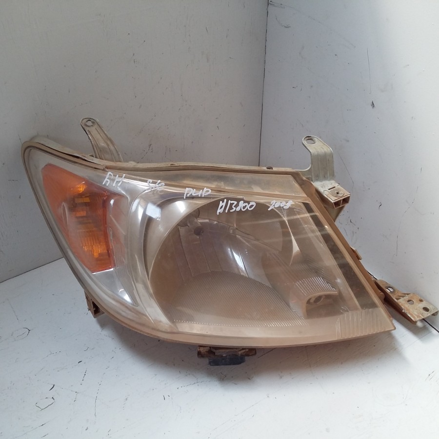 2008 TOYOTA HILUX HEADLAMP RH