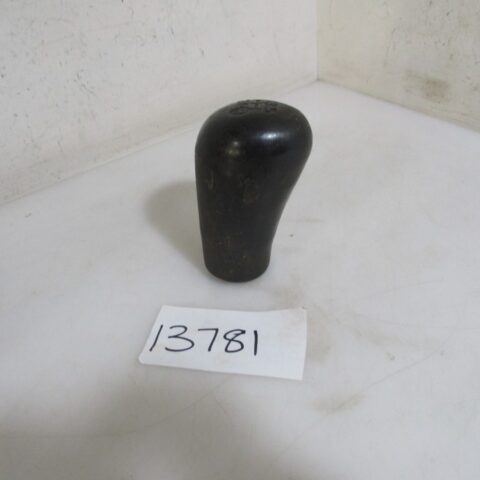 2006 TOYOTA COROLLA 1.4i 4ZZ  GEAR SHIFT KNOB