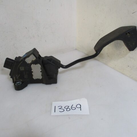 2014 TOYOTA COROLLA 1.3I PRESTIGE ACCELERATOR PEDAL