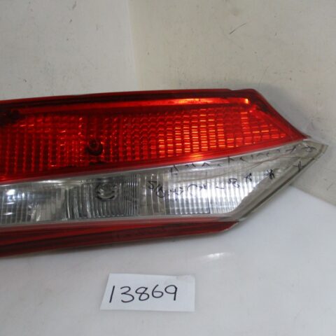 2014 TOYOTA COROLLA 1.3I PRESTIGE RR BOOT LAMP