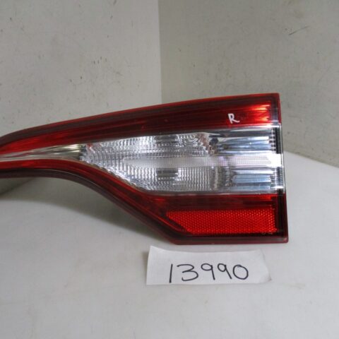 2022 RENAULT TRIBER  1.0I RR BOOTLAMP