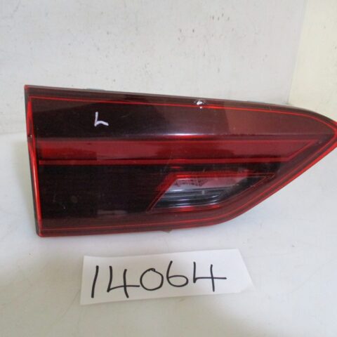 2022 VW POLO 8 1.0TSI LIFE LR BOOTLAMP