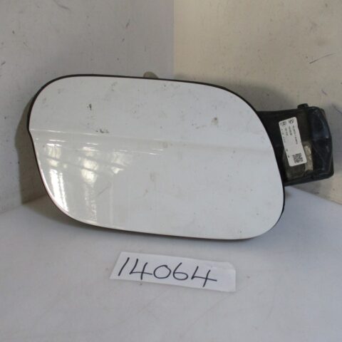 2022 VW POLO 8 1.0TSI LIFE FUEL FLAP