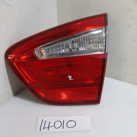 2015 KIA RIO 1.4I H/B RR BOOTLAMP