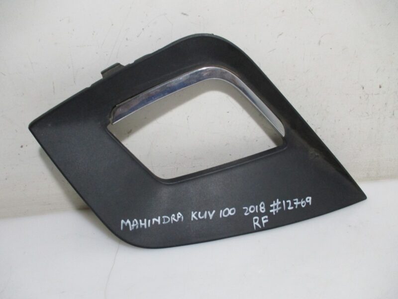 2018 MAHINDRA KUV100 1.2I RF FOGLAMP COVER