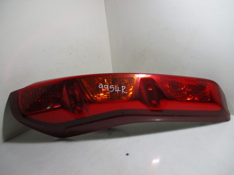 Nissan X-Trail 2009 SUV Right Rear Taillamp