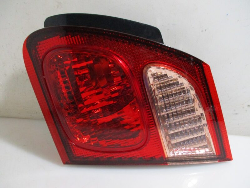 Nissan Almera 00- Right Rear Bootlamp Sedan