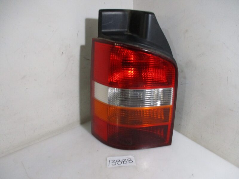 2005 VW TRANSPORTER CREWBUS 2.5TDI LR TAILLAMP