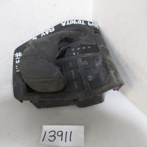 2019 TOYOTA RAV-4 2.0I GX CVT GEARSHIFT KNOB