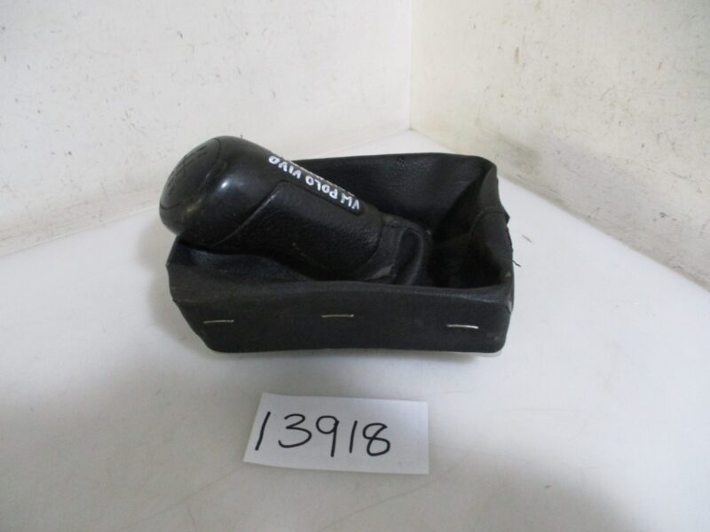 2013 VW POLO VIVO 1.4I SEDAN GEARSHIFT KNOB