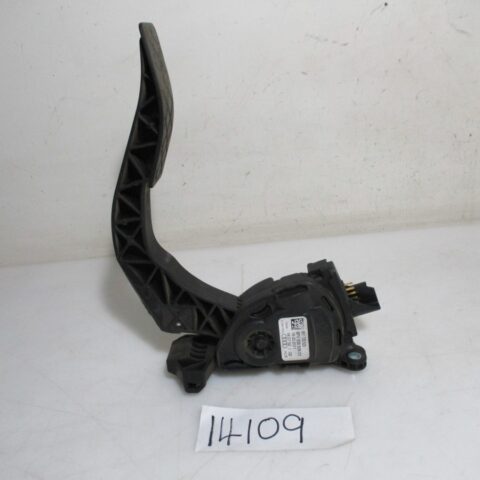 2011 AUDI A6 3.0TDI ACCELERATOR PEDAL