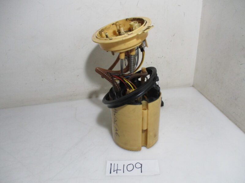 2011 AUDI A6 3.0TDI FUEL PUMP