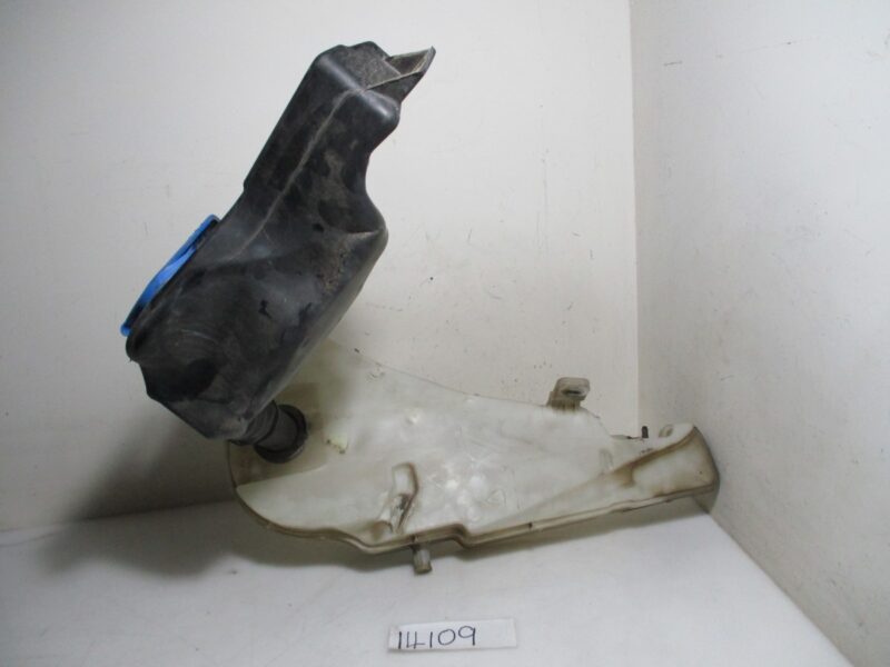 2011 AUDI A6 3.0TDI WINDSCREEN WASHER BOTTLE