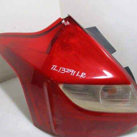 2014 FORD FOCUS 2.0GDI H/B LR TAILLAMP (SLIGHT DAMAGED)