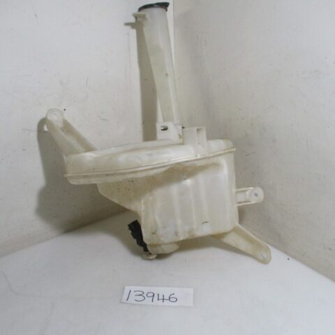 2018 TOYOTA COROLLA 1.3I PRESTIGE WINDSCREEN WASHER BOTTLE