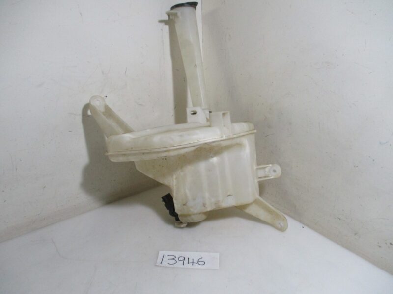 2018 TOYOTA COROLLA 1.3I PRESTIGE WINDSCREEN WASHER BOTTLE