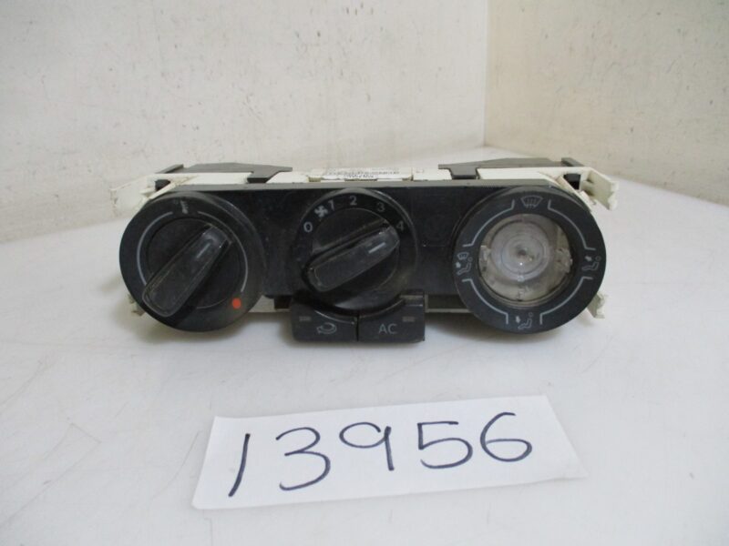 2021 VW POLO VIVO 2 1.4I H/B CLIMATE CONTROL UNIT (1X KNOB MISSING)