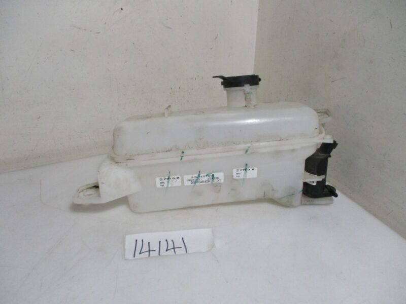 2021 RENAULT KIGER 1,0T WINDSCREEN WASHER BOTTLE