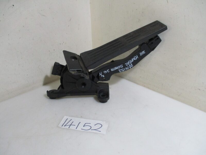 2011 HYUNDAI SONATA 2.4I A/T ACCELERATOR PEDAL