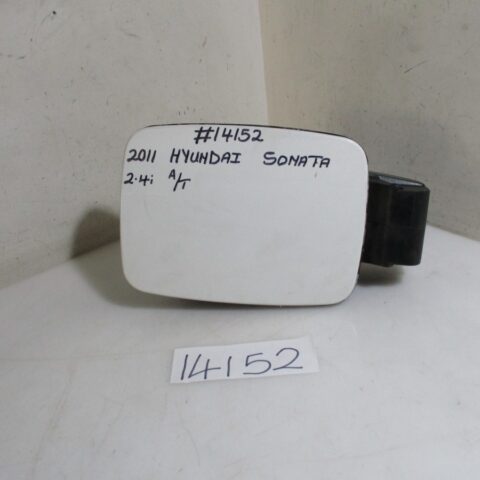 2011 HYUNDAI SONATA 2.4I A/T FUEL FLAP (SLIGHT DAMAGE)