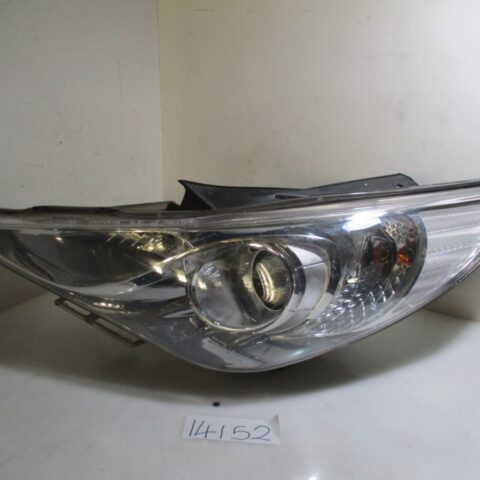 2011 HYUNDAI SONATA 2.4I A/T LH HEADLAMP (SLIGHT DAMAGED)