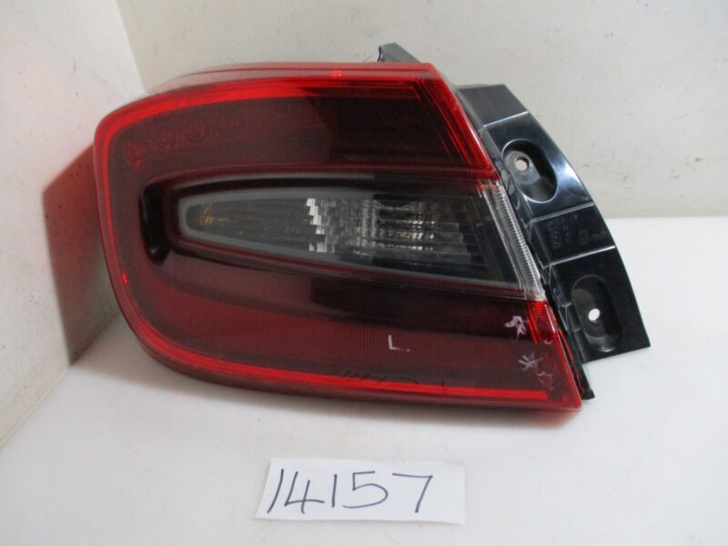 2023 TOYOTA STARLET 1.5I LR TAILLAMP (CRAKED)