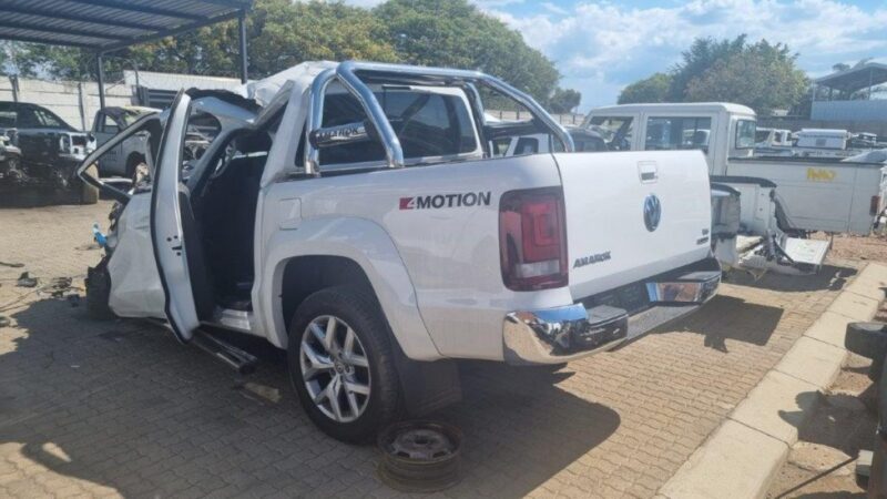 2023 VW AMAROK 3.0TDI V6 4MOTION AVENTURE VARIOUS SPARES - Image 3