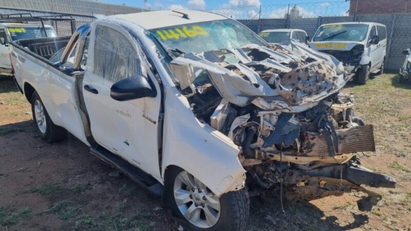2018 TOYOTA HILUX 2.4 GD-6 SRX 4X4 P/U S/C VARIOUS SPARES
