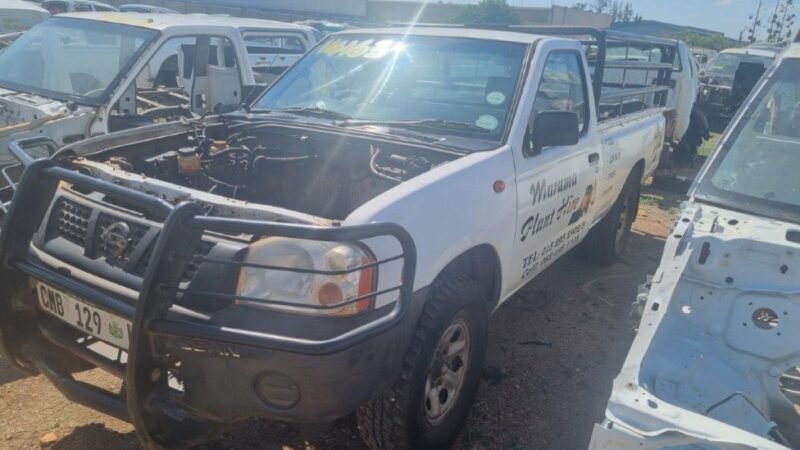 2013 NISSAN NP300/HARDBODY 2.5TDI LWB P/U VARIOUS SPARES - Image 2