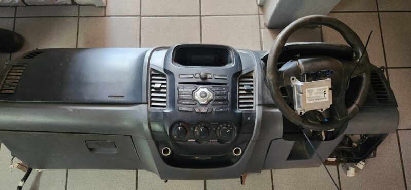 FORD RANGER T6 AIRBAG SET WITH DASHBOARD