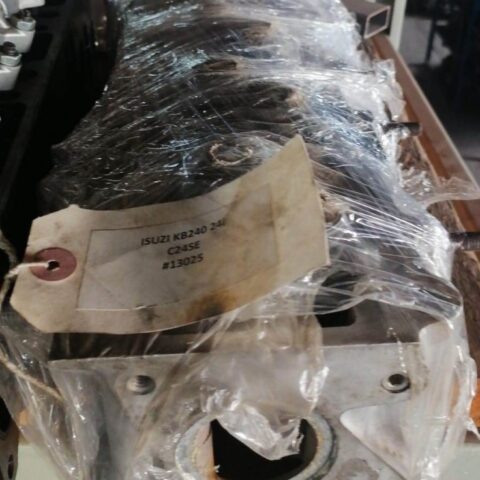 2004 ISUZU KB240 2.4I CYLINDER HEAD; C24SE