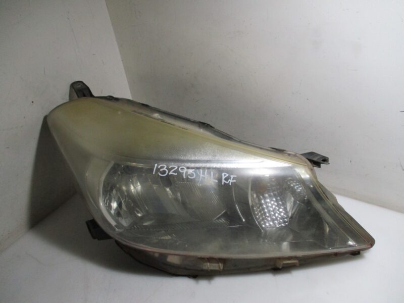 2012 TOYOTA YARIS HATCHBACK RF HEADLAMP