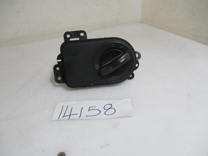 2015 FORD FIGO 1.4I H/B HEADLAMP SWITCH