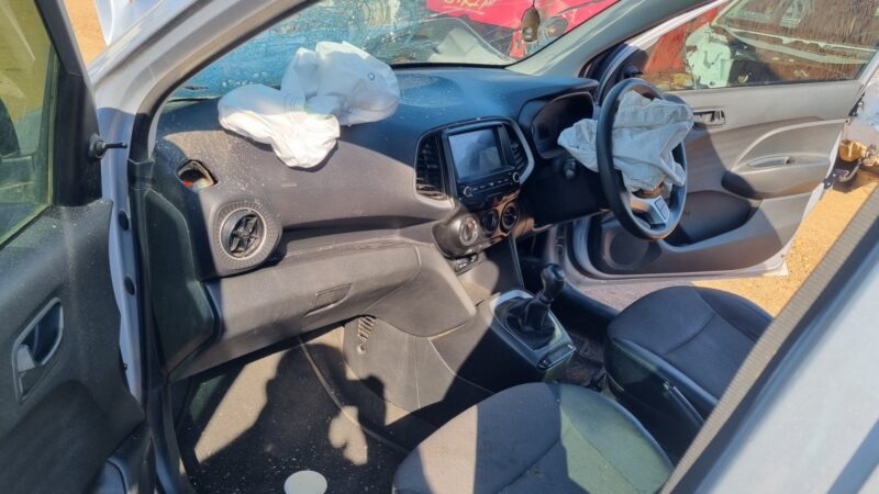 2022 HYUNDAI ATOS 1.1 MOTION VARIOUS SPARES - Image 6