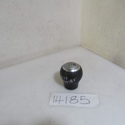 2018 TOYOTA ETIOS 1.5I H/B SPRINT GEARSHIFT KNOB