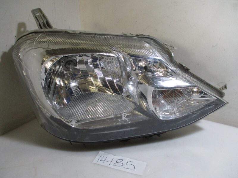 2018 TOYOTA ETIOS 1.5I H/B SPRINT RH HEADLAMP (BRACKET DAMAGED)