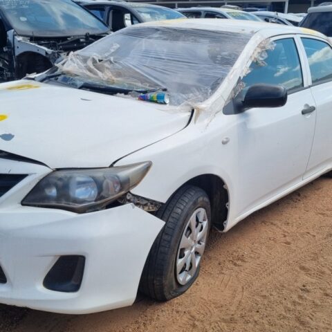 2015 TOYOTA COROLLA QUEST 1.6 VARIOUS SPARES