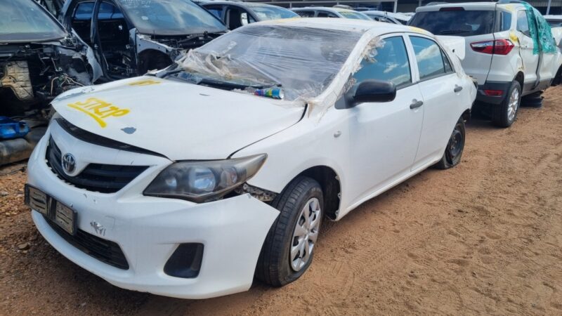 2015 TOYOTA COROLLA QUEST 1.6 VARIOUS SPARES
