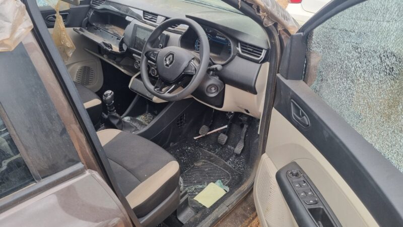 2023 RENAULT TRIBER 1.0I EXPRESSION LIFE VARIOUS SPARES - Image 5