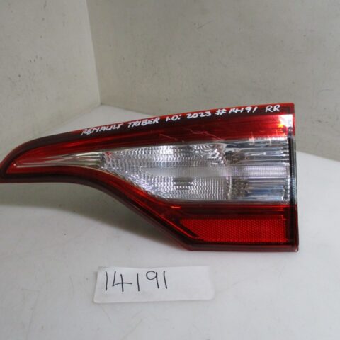 2023 RENAULT TRIBER 1.0I EXPRESSION LIFE RR BOOTLAMP