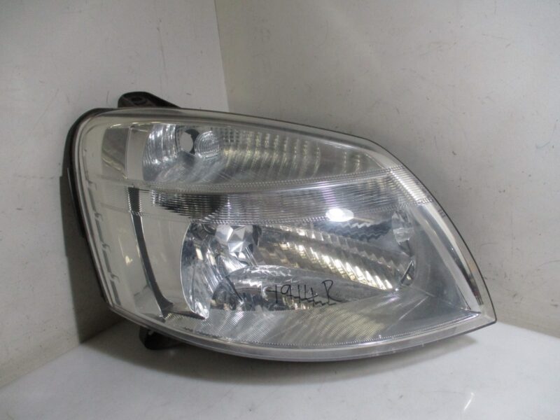 Peugeot Partner 2009 Right Hand Headlamp