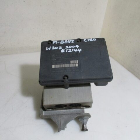 2004 MERCEDES-BENZ C180K W203 ABS PUMP