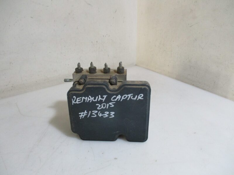 2015 RENAULT CAPTUR 900T ABS PUMP