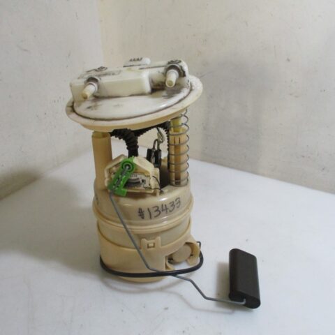 2015 RENAULT CAPTUR 900TI FUEL PUMP