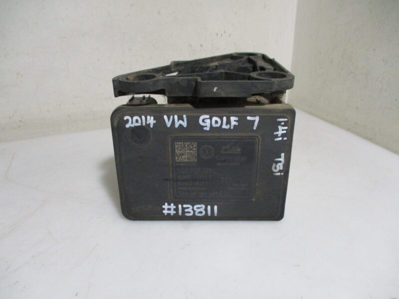 2014 VW GOLF 7 1.4TSI ABS PUMP