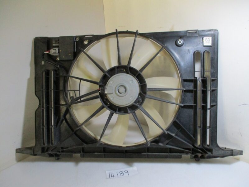 2015 TOYOTA COROLLA QUEST 1.6i RADIATOR FAN