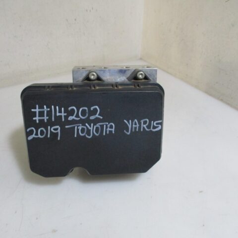 2019 TOYOTA YARIS 1.5I H/B ABS PUMP